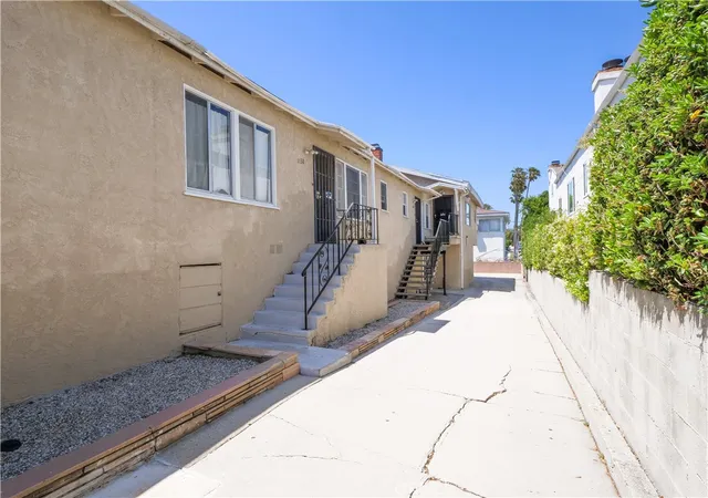 Homes for sale in San Pedro, CA | 1136 W 10Th, San Pedro, CA 90731 | MLS# PV26110382