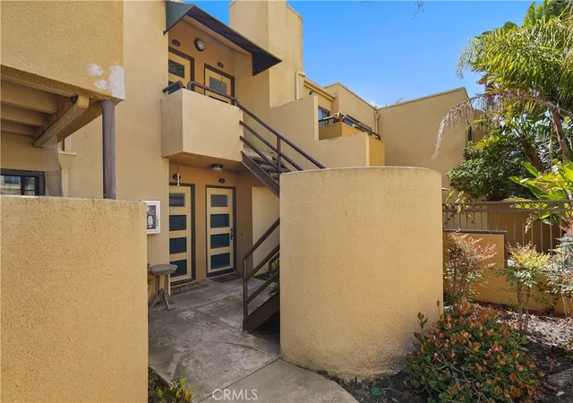 Homes for sale in Lake Forest, CA | 25712 Le Parc #21, Lake Forest, CA 92630 | MLS# OC26098077