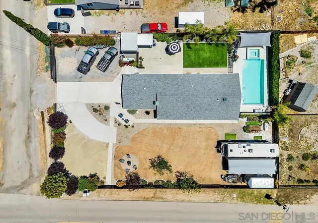 Homes for sale in Ramona, CA | 1852 El Cajon Ln, Ramona, CA 92065 | MLS# 260012258SD