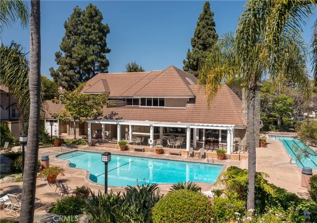 Homes for sale in Torrance, CA | 2595 Plaza Del Amo #424, Torrance, CA 90503 | MLS# PW26107023