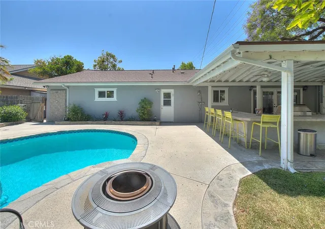 Photo 3 of Single family home for sale at 1517 East 19th, Santa Ana, CA 92705 | MLS# CV26110553 | Listing updated on 2026-10-12