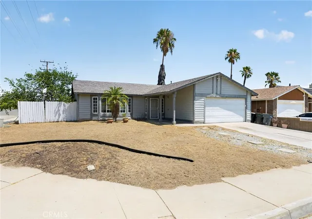 Photo 2 of Sale Pending at 498 Serrana, Perris, CA 92570 | MLS# MC26110582 | Listing updated on 2026-10-12