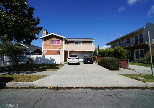 Homes for sale in Long Beach, CA | 1735 Orizaba Ave, Long Beach, CA 90804 | MLS# PW26108897