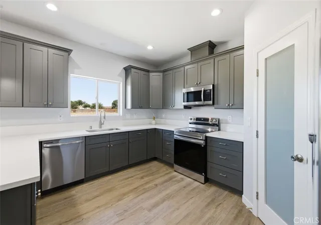 Photo 3 of Single family home for sale at 40525 174th East, Lancaster, CA 93535 | MLS# SR26110479 | Listing updated on 2026-10-02