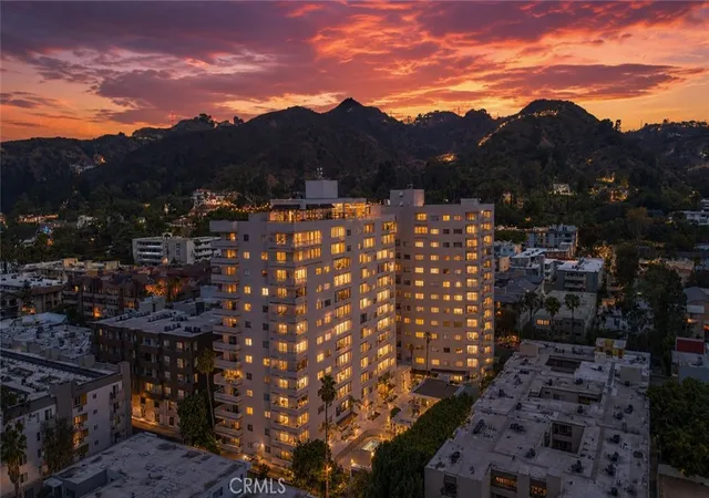 35th image of 7250 Franklin Ave #1008, Los Angeles, CA 90046 | MLS# SR26110376