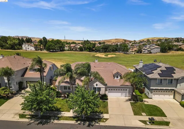 Homes for sale in Brentwood, CA | 540 Lakeview Dr, Brentwood, CA 94513 | MLS# 41135514