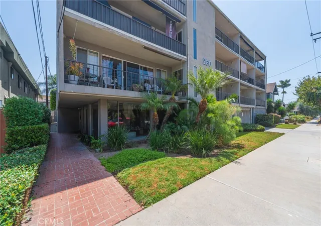 Homes for sale in Long Beach, CA | 280 Molino #305, Long Beach, CA 90803 | MLS# OC26106465