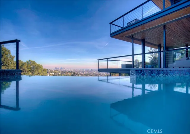 2nd image of 2917 Durand Dr, Los Angeles, CA 90068 | MLS# BB26109093
