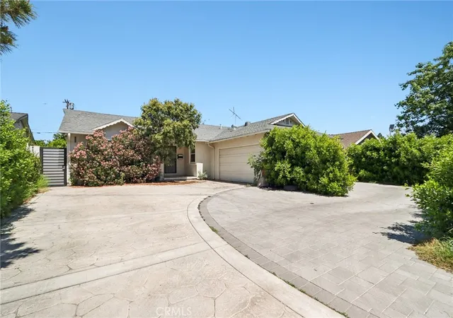 2nd image of 14657 Novice St, Panorama City, CA 91402 | MLS# SR26074668