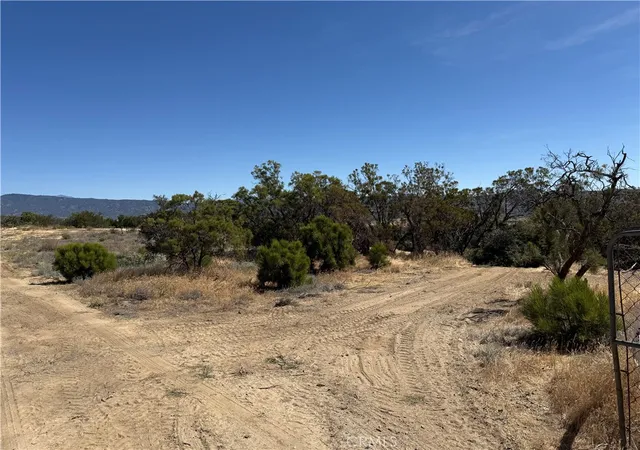 Homes for sale in Anza, CA | 57313 Holland, Anza, CA 92539 | MLS# SW26108735
