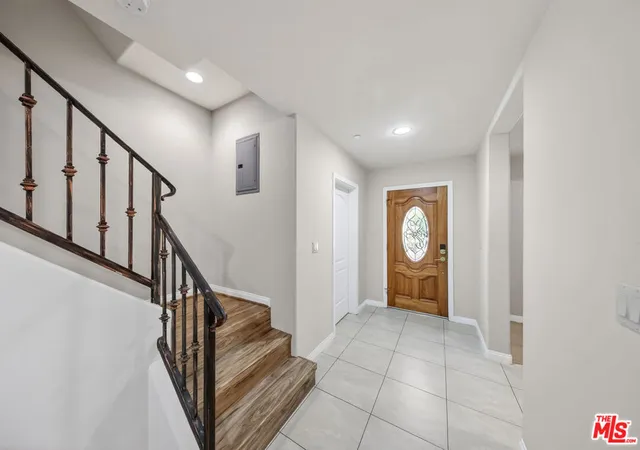 Homes for sale in La Crescenta, CA | 3974 Pennsylvania Ave #103, La Crescenta, CA 91214 | MLS# 26837149