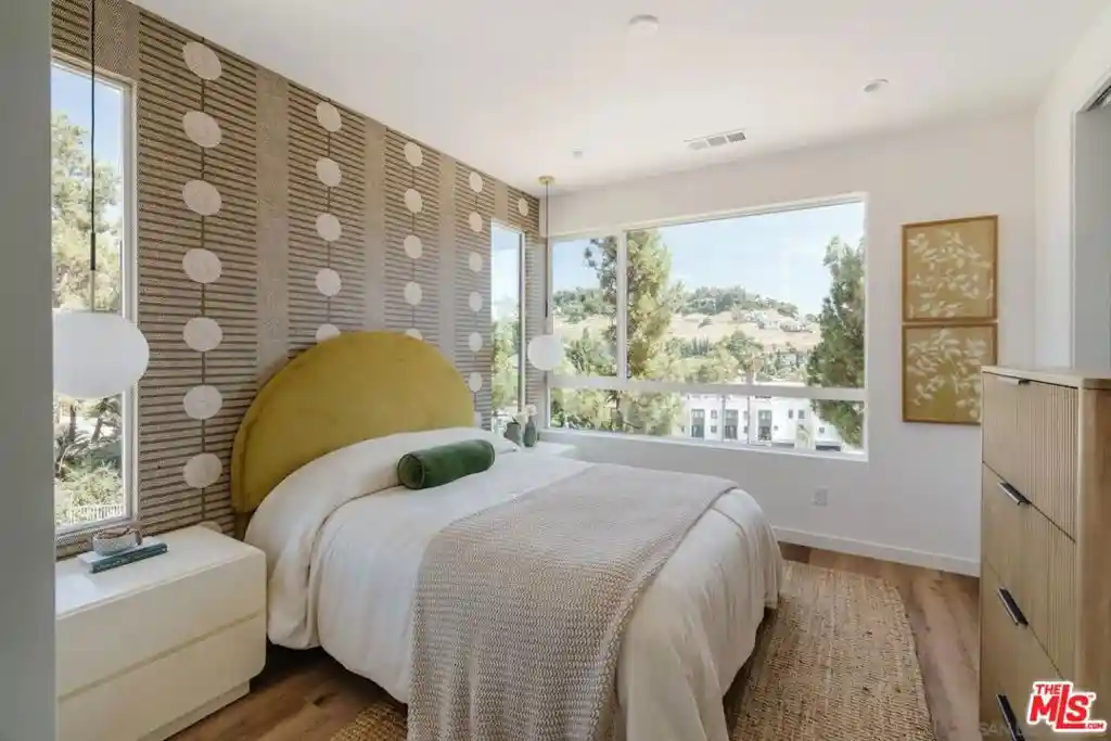 Photo 1 of Single family home for sale at 3862 N Emery Ln, Los Angeles, CA 90065 | MLS# 26837201 | Listing updated on 2026-10-29