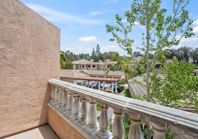 Listing Photo 1 - Condo for sale in building located at 3511 Cameo Dr, Oceanside, CA 92056 - Unit #78