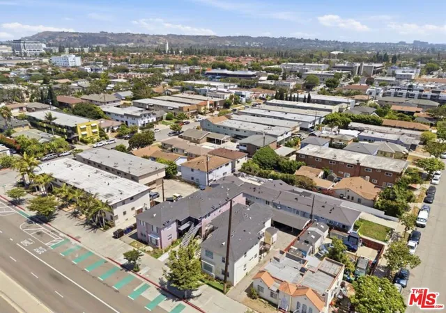32nd image of 10958 Venice Blvd, Culver City, CA 90232 | MLS# 26837219