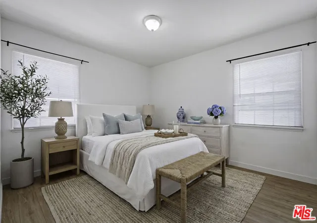 3rd image of 10958 Venice Blvd, Culver City, CA 90232 | MLS# 26837219