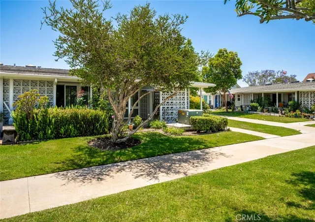 4th image of 13641 Alderwood Ln #35G, Seal Beach, CA 90740 | MLS# PW26110824
