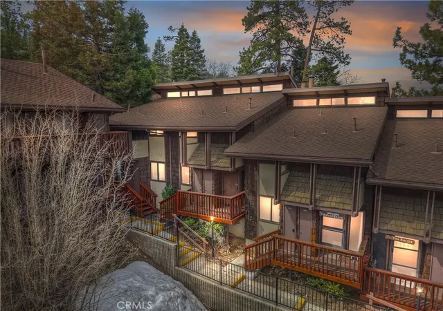 3rd image of 861 Thrush Unit #14, Big Bear Lake, CA 92315 | MLS# IG26109243