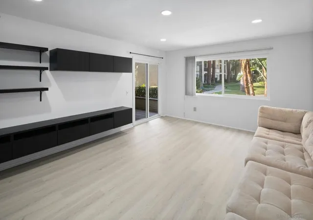 4th image of 10737 San Diego Mission Rd#106 #106, San Diego, CA 92108 | MLS# 260012346SD