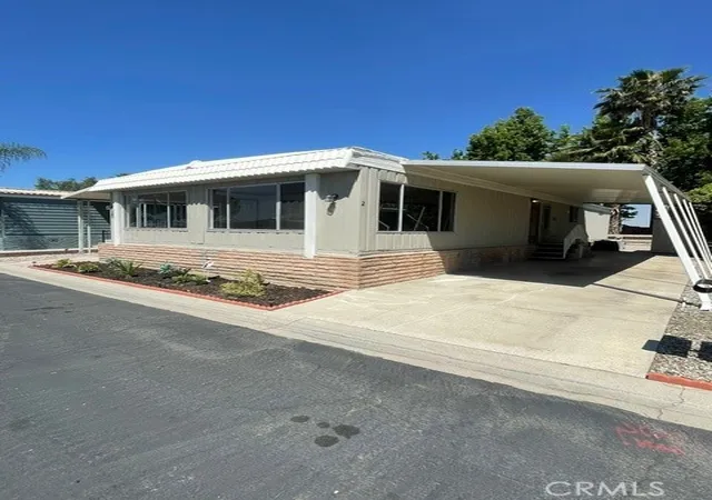 Photo 2 of Manufactured home for sale at 2230 Lake Park Dr #2, San Jacinto, CA 92583 | MLS# OC26110964 | Listing updated on 2026-05-21