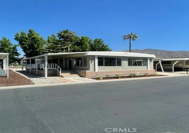 Photo 3 of Manufactured home for sale at 2230 Lake Park Dr #2, San Jacinto, CA 92583 | MLS# OC26110964 | Listing updated on 2026-05-21