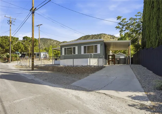 3rd image of 832 Piedmont, Frazier Park, CA 93225 | MLS# NS26109999