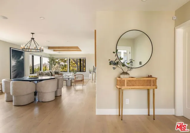 5th image of 17810 Sabbiadoro Wy, Pacific Palisades, CA 90272 | MLS# 26837035