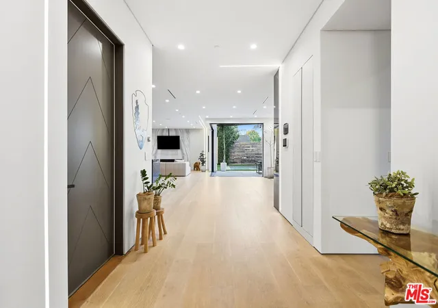 5th image of 7303 W 89Th St, Los Angeles, CA 90045 | MLS# 26835635