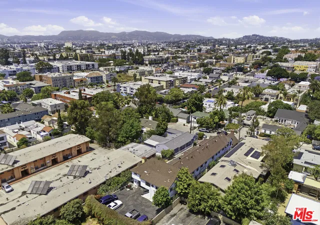 4th image of 2556 W 5Th St, Los Angeles, CA 90057 | MLS# 26837293