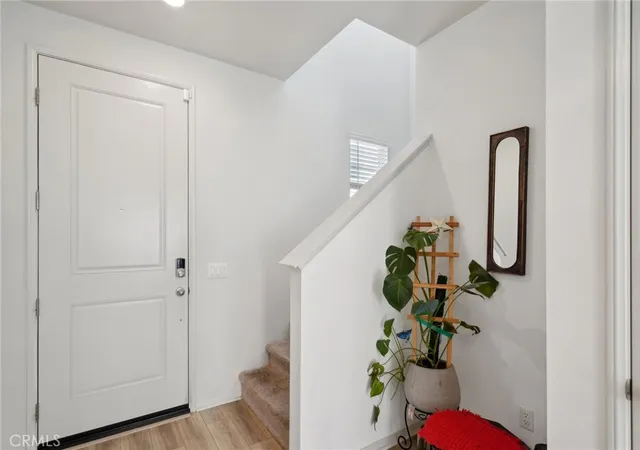 3rd image of 40567 Birchfield Dr, Temecula, CA 92591 | MLS# IG26110652