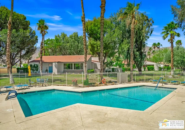 Homes for sale in Palm Springs, CA | 2527 N Whitewater Club Drive, Palm Springs, CA 92262 | Houzeo
