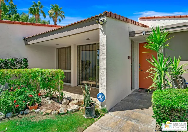 Homes for sale in Palm Springs, CA | 2527 N Whitewater Clb Dr, Palm Springs, CA 92262