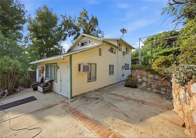 Photo 2 of Multi family home for sale at 10064 Sunland Blvd, Sunland, CA 91040 | MLS# MB26086616 | Listing updated on 2026-10-02