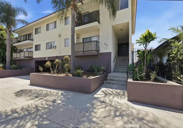 Photo 3 of House for sale at 635 W 15th Street, San Pedro, CA 90731 | MLS# PV26103217 | Listing updated on 2026-06-11