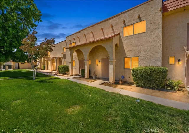 Condo for sale at 43629 Stanridge Ave, Lancaster, CA 93535 | MLS# SR26110815