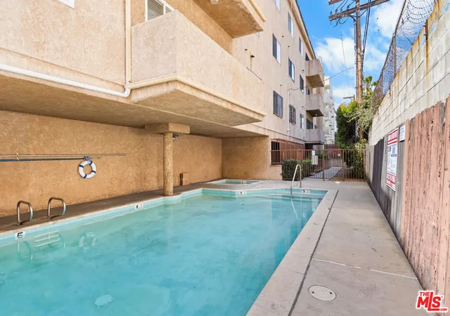 31st image of 424 S Westmoreland Ave #210, Los Angeles, CA 90020 | MLS# 26837237