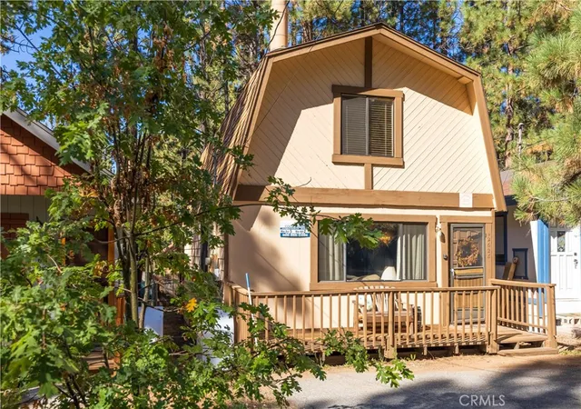 Photo 2 of Single family home for sale at 42628 La Cerena, Big Bear Lake, CA 92315 | MLS# IG26107188 | Listing updated on 2026-10-06