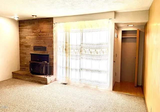 Photo 3 of Single family home for sale at 270 S Whipple St, Fort Bragg, CA 95437 | MLS# C1-11401 | Listing updated on 2026-09-30