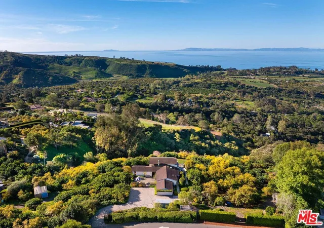 3rd image of 7401 Shepard Mesa Rd, Carpinteria, CA 93013 | MLS# 26837443