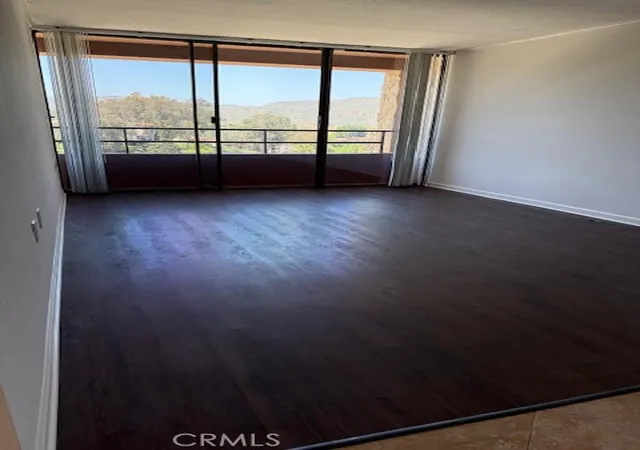 3rd image of 953 Paseo Del Lago #953, Laguna Woods, CA 92637 | MLS# OC26111062