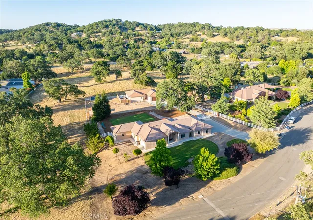 Homes for sale in Atascadero, CA | 6205 San Gabriel Rd, Atascadero, CA 93422 | MLS# NS26105673