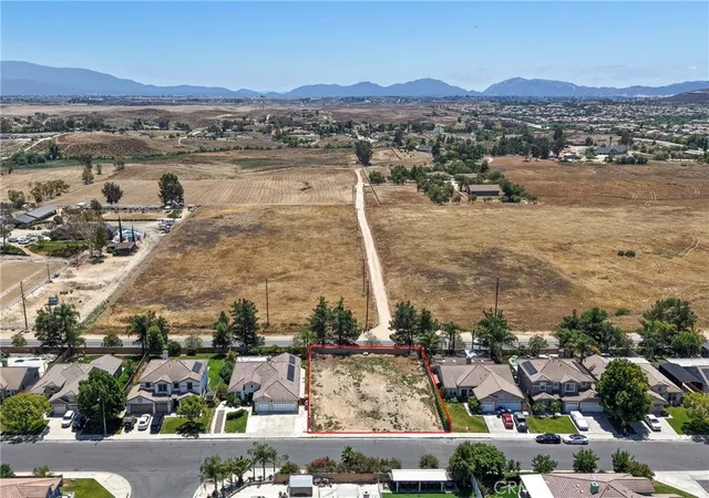 4th image of 32257 Perigord, Winchester, CA 92596 | MLS# CV26111291