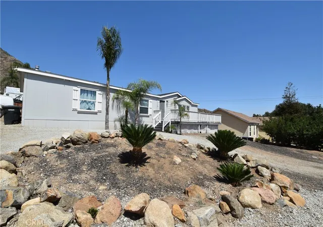 2nd image of 17190 Coleman Ave, Lake Elsinore, CA 92530 | MLS# SW26111306