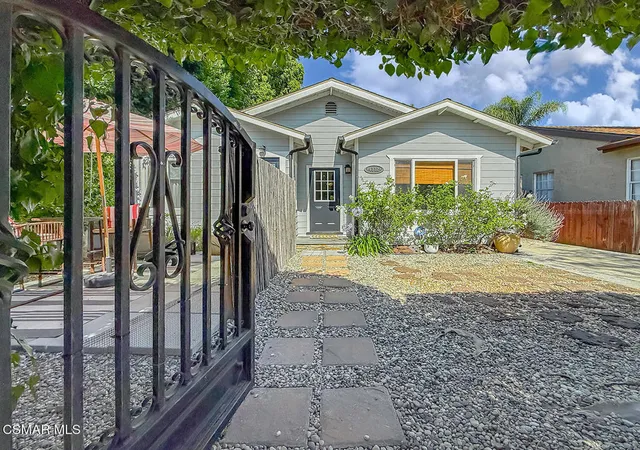 3rd image of 4332 Allott Ave, Sherman Oaks, CA 91423 | MLS# 226002393