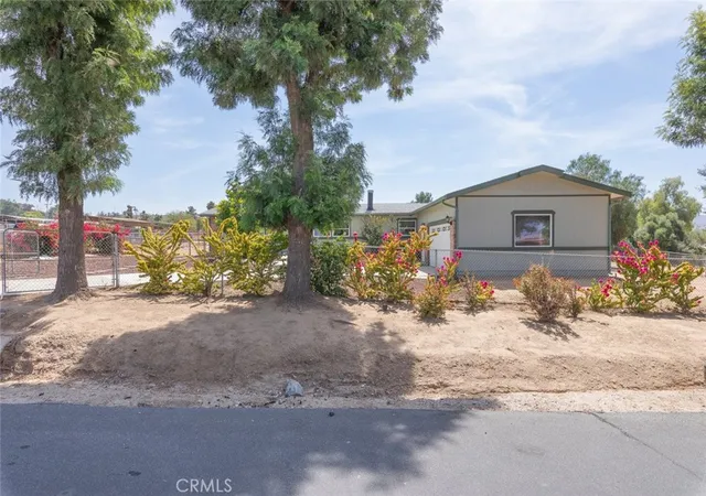 Homes for sale in Homeland, CA | 25340 Sultanas, Homeland, CA 92548 | MLS# SW26101449