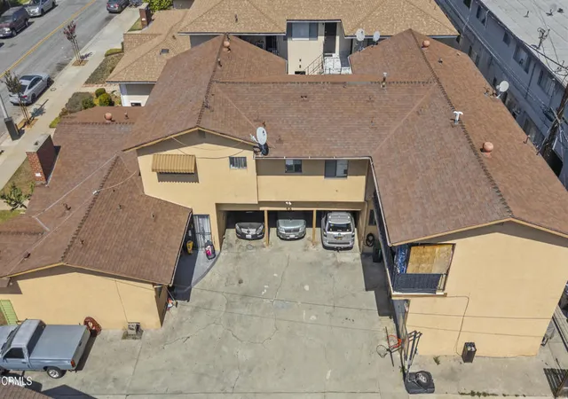 Listing Photo 5 - Condo for sale in building located at 2120 W Victoria Ave, Montebello, CA 90640