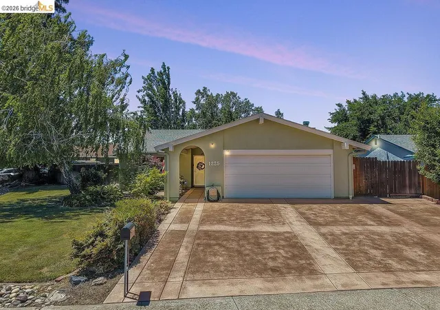 29th image of 1225 Tarrogana Dr, Tracy, CA 95376 | MLS# 41135631