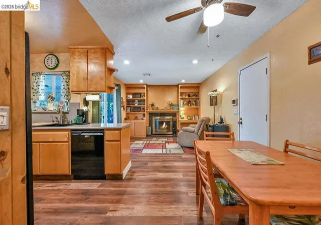 4th image of 1225 Tarrogana Dr, Tracy, CA 95376 | MLS# 41135631