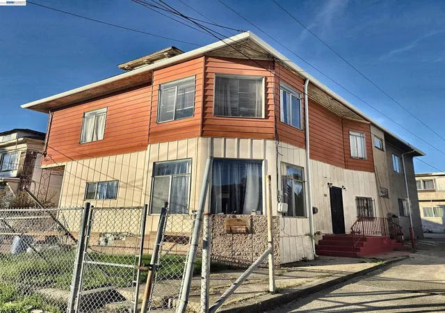Multi family home for sale at 708 30th Street, Oakland, CA 94609 | MLS# 41135637