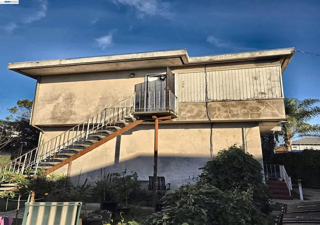 Photo 2 of Multi family home for sale at 708 30th Street, Oakland, CA 94609 | MLS# 41135637 | Listing updated on 2026-06-25