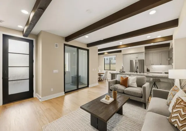 Homes for sale in Encinitas, CA | 1601 San Remo Pl #101, Encinitas, CA 92024 | MLS# NDP2604950